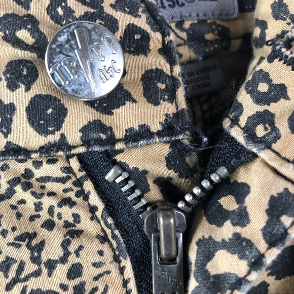 Tripp NYC Vintage Leopard Print Pants - Picture 8 of 8